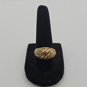 8.25 14k Gold Women's Ring